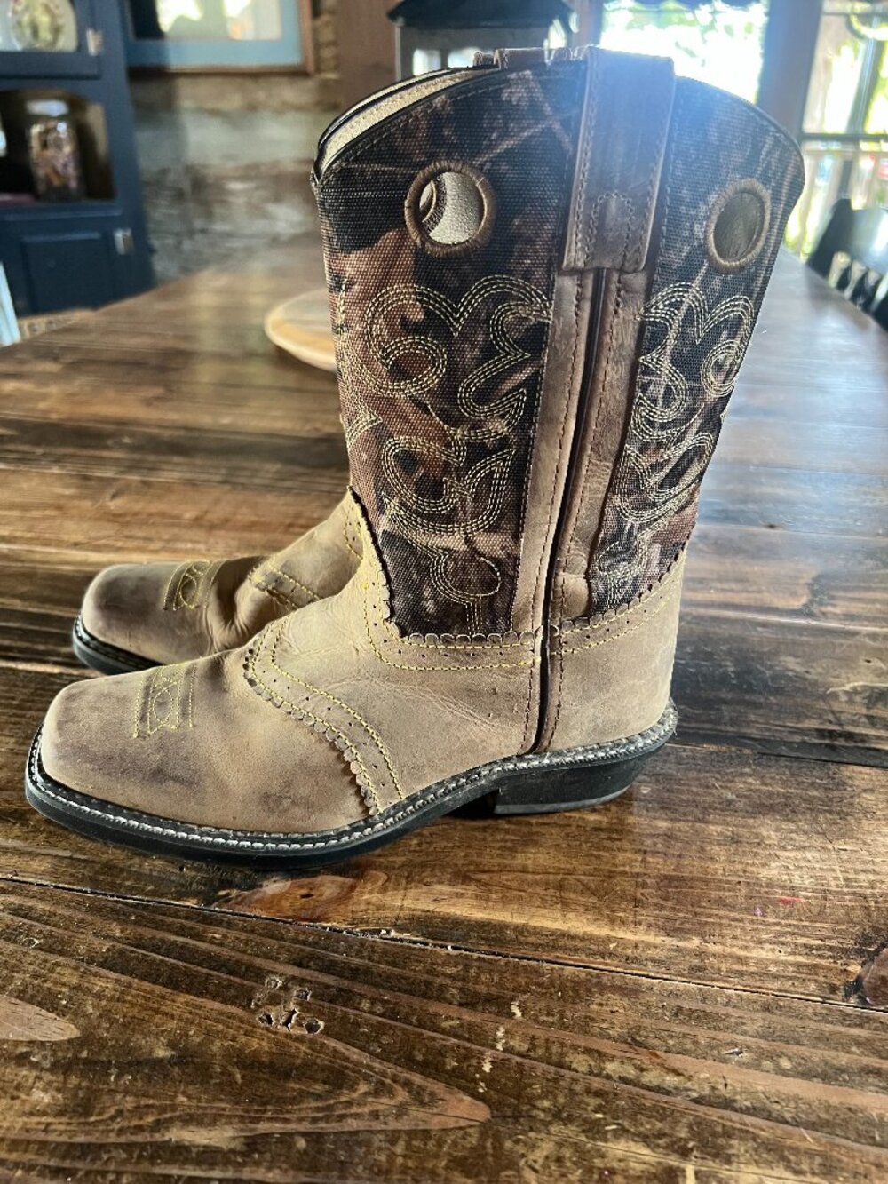 Smoky Mountain Boys' Pawnee Camo Western Boots - Broad Square Toe